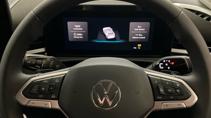 Volkswagen T-Roc 1.5 eTSI Life 5dr DSG Petrol Hatchback - Image 10